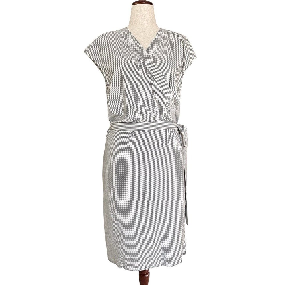 Athleta Newport Wrap Dress Sz 2X Gray White Stripe Cap Sleeve Lightweight Pocket